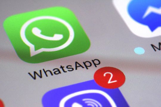 Whatsapp Growth Slumps As Rivals Signal And Telegram See Downloads Increase