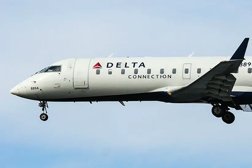 Delta Puts 880 People On No-Fly List Over Masks