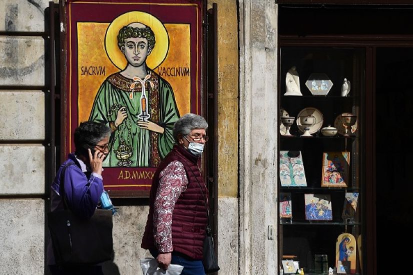 Vatican Starts Vaccinating Rome's Homeless Against Covid-19