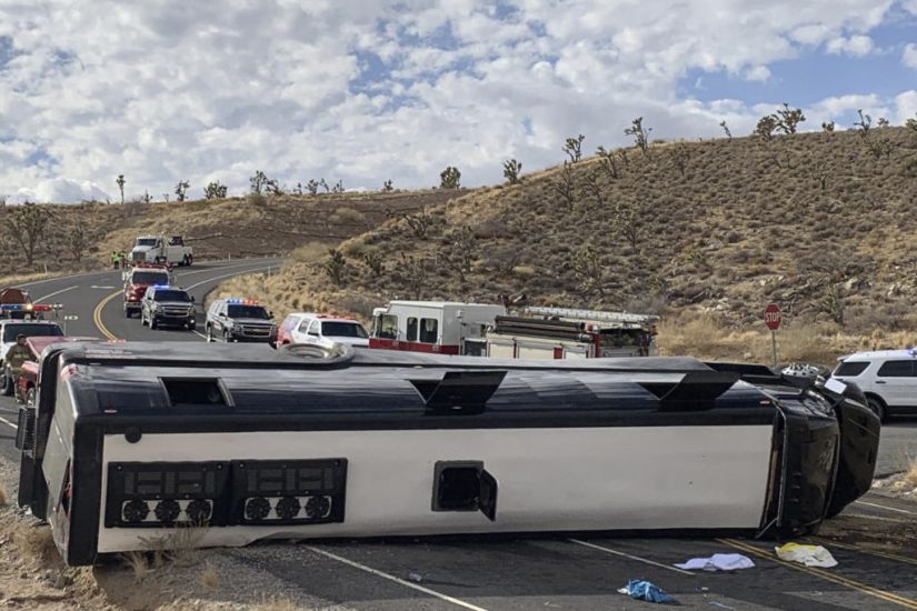 One Dead After Bus Heading To Grand Canyon Rolls Over