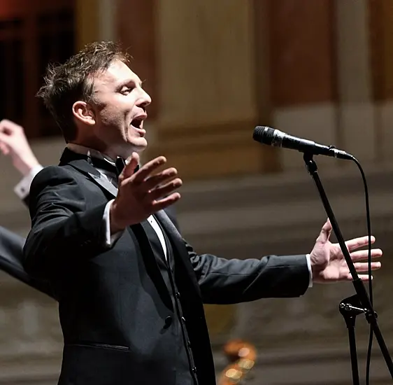 Welsh Tenor Pays Tribute To Irish Public For Bringing Humanity To Covid Funerals