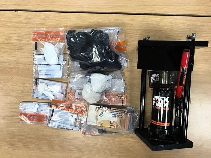 Man Arrested As Gardaí Seize €57K Worth Of Cocaine And €8,450 In Cash