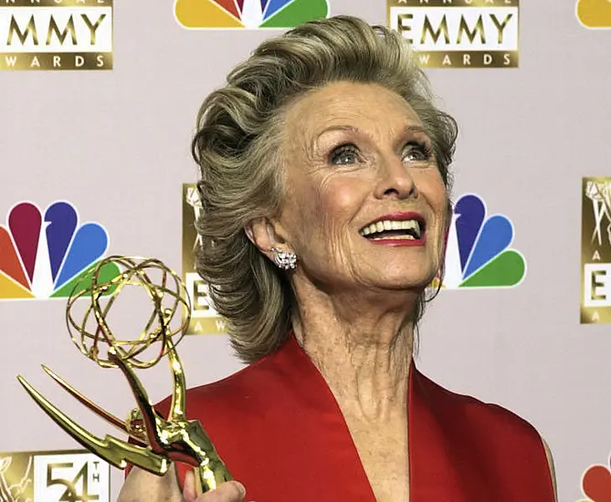 Hollywood Pays Tribute To Oscar-Winning Actress Cloris Leachman