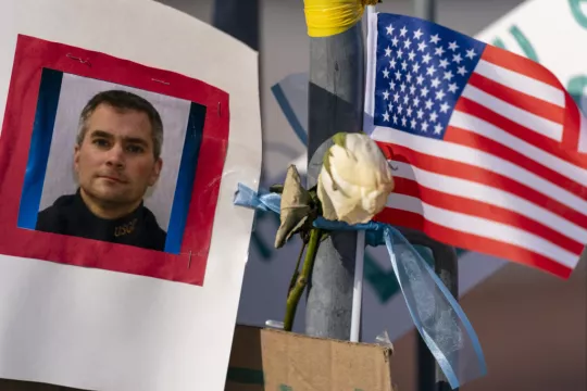 Officer Who Died In Washington Dc Riot To Lie In Honour At The Capitol