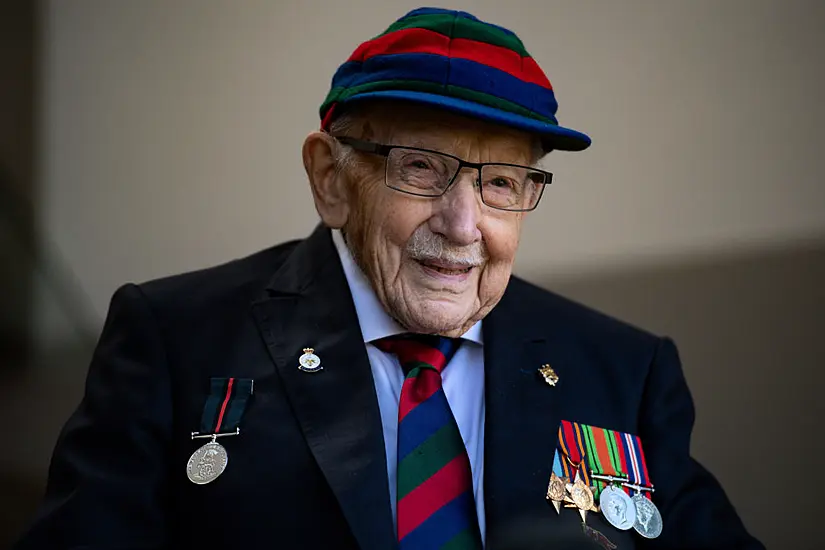 British Health Service Hero Captain Tom Moore Dies Aged 100