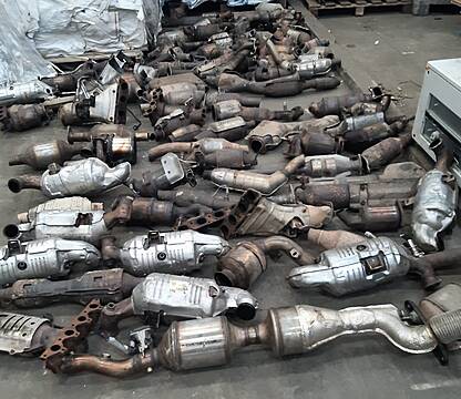 Gardaí Seize 110 Catalytic Converters, Large Sum Of Cash In Meath