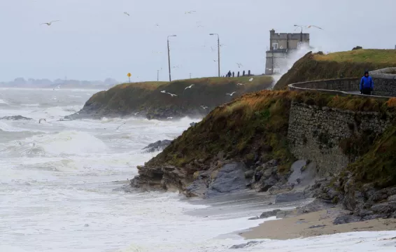 Thousands Still Without Power As Met Éireann Issues Warning For Strong Winds