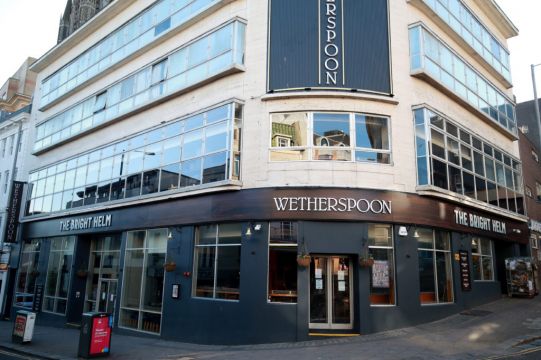 Reopen Pubs At Same Time As Non-Essential Shops, Urges Wetherspoon Chief
