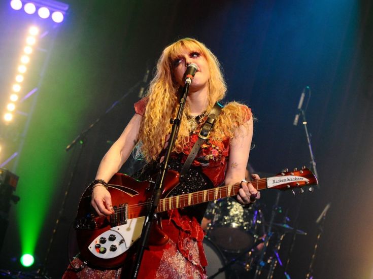 Singer Courtney Love Receives Coronavirus Vaccine In The Uk