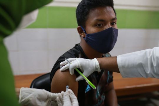 Bangladesh Gives Vaccine Shot To Almost 1 Million In Single Week