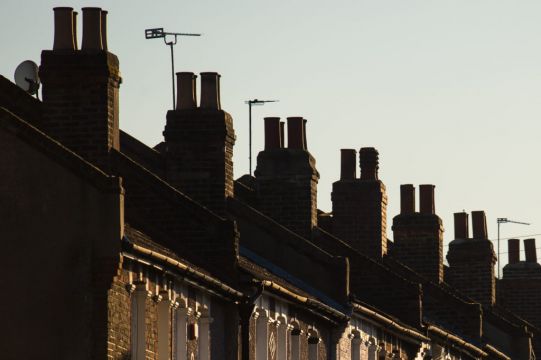 Extra 1,200 Homes To Be Part Of Retrofitting Programme To Cut Carbon Emissions