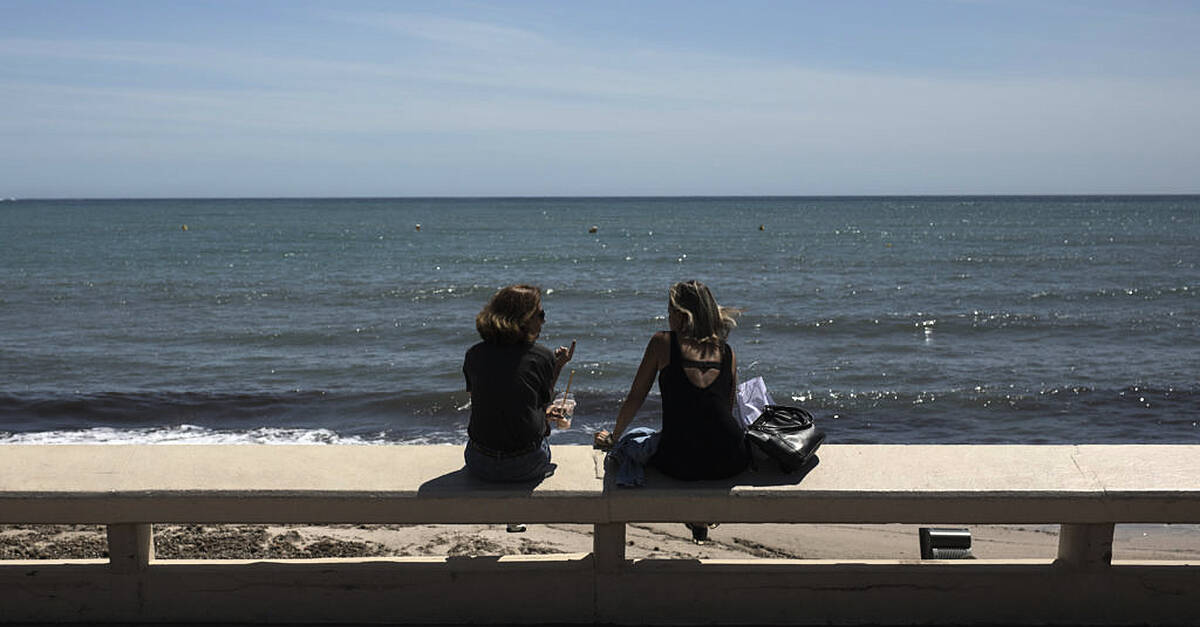 Hard-hit French region home to Cannes and Nice faces weekend lockdowns