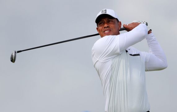 Celebrities Send Messages Of Support To Tiger Woods After Road Accident
