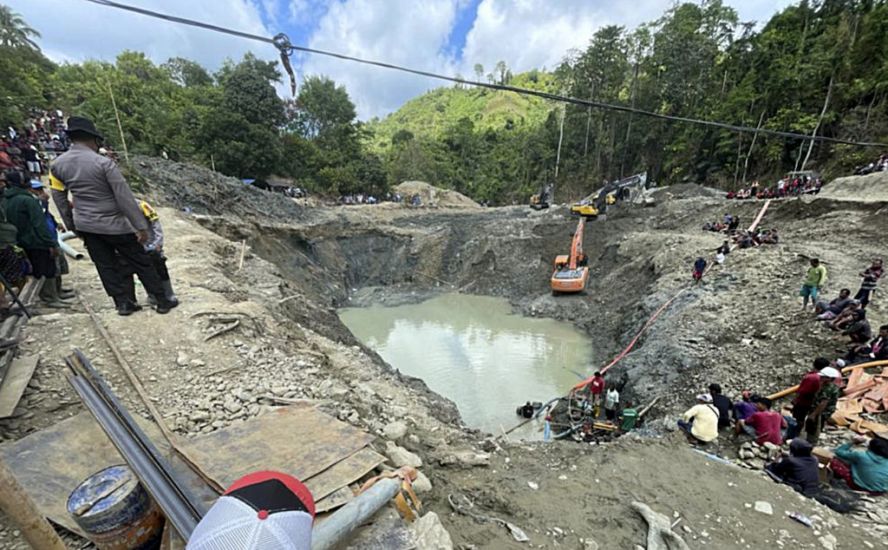 Six Killed As Illegal Gold Mine Collapses In Indonesia
