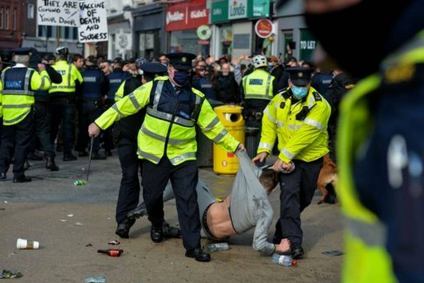 Anti-Lockdown Protests In Dublin