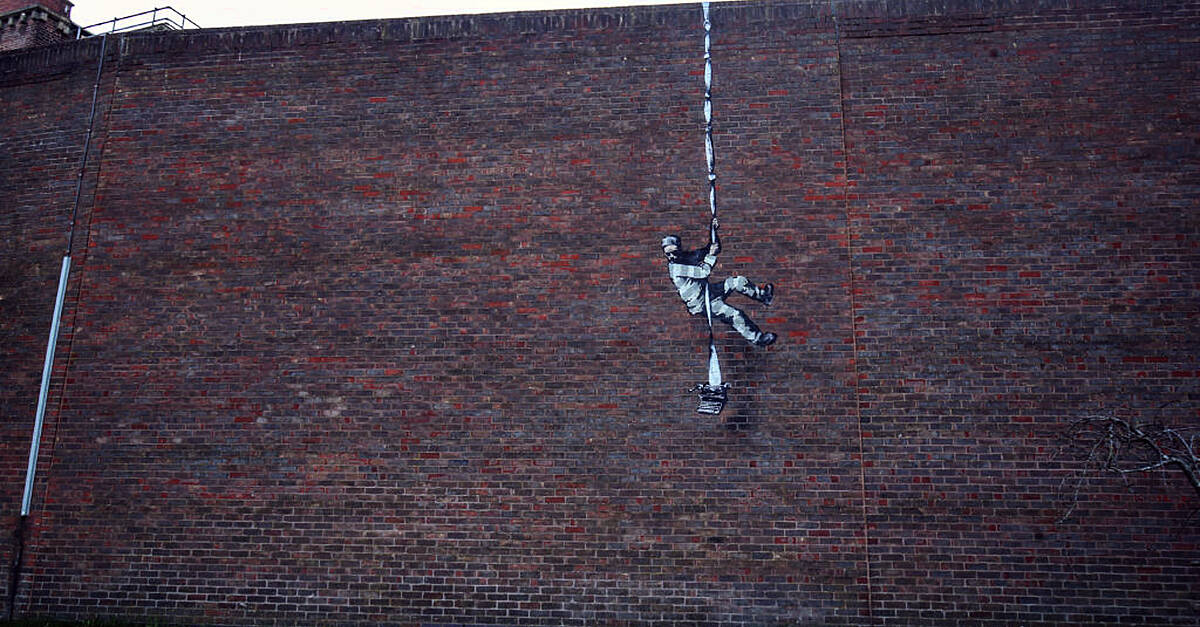 banksy prison wall