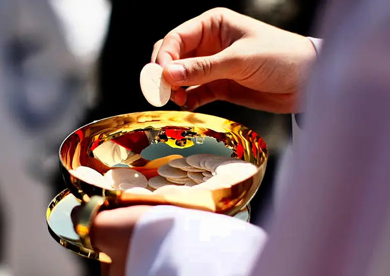 Gardaí Tell Priest To Stop Giving Out Communion