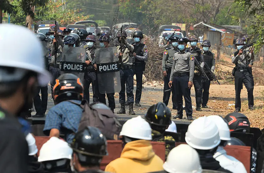 Nun Kneels In Front Of Police To Stop Myanmar Violence, But In Vain