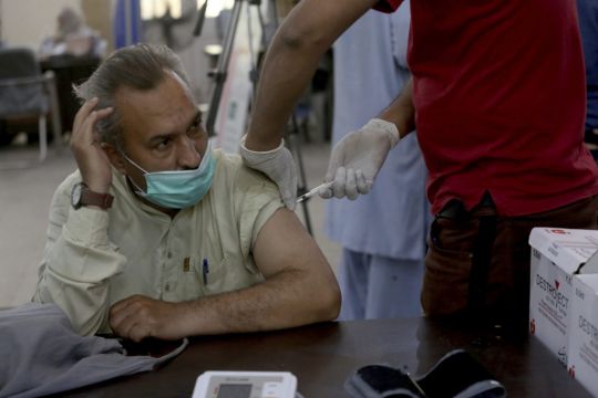 Pakistan Begins Vaccine Campaign To Protect Over-60S From Coronavirus