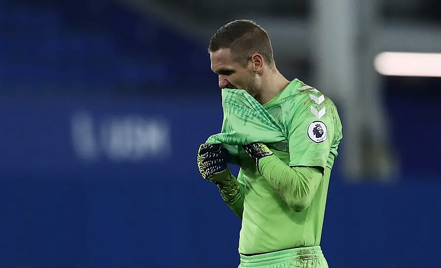 Everton Goalkeeper Robin Olsen Victim Of Armed Robbery At Home