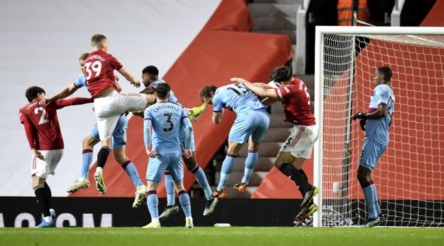 Manchester United Benefit From Own Goal To Beat West Ham