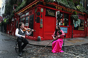 Lament Echoes In Empty Temple Bar Streets To Mark One Year Since Pubs Closed