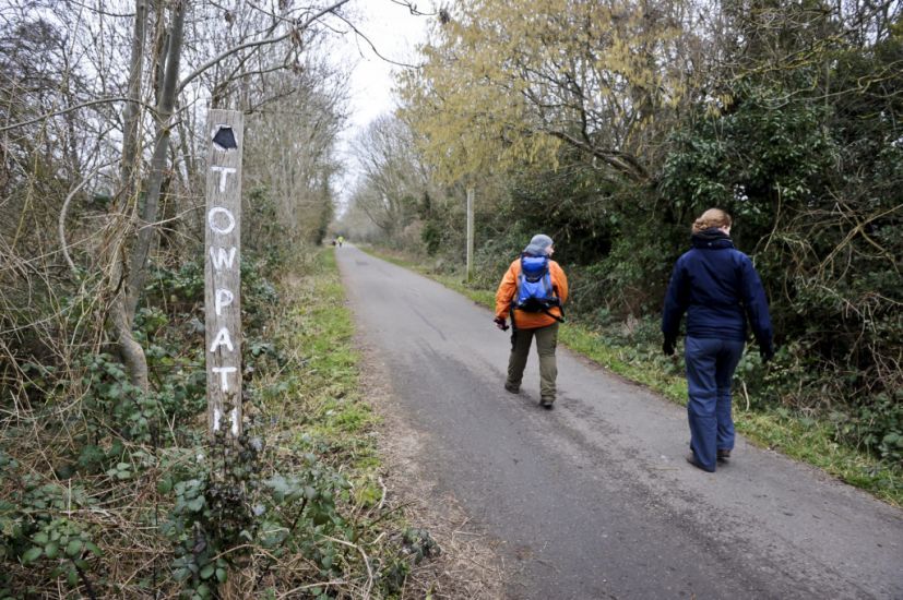 Slow Walkers May Be More Likely To Die From Covid-19, Study Suggests