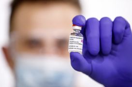 Eu Set For Showdown With Uk Over 30 Million Doses Of Astrazeneca Vaccine