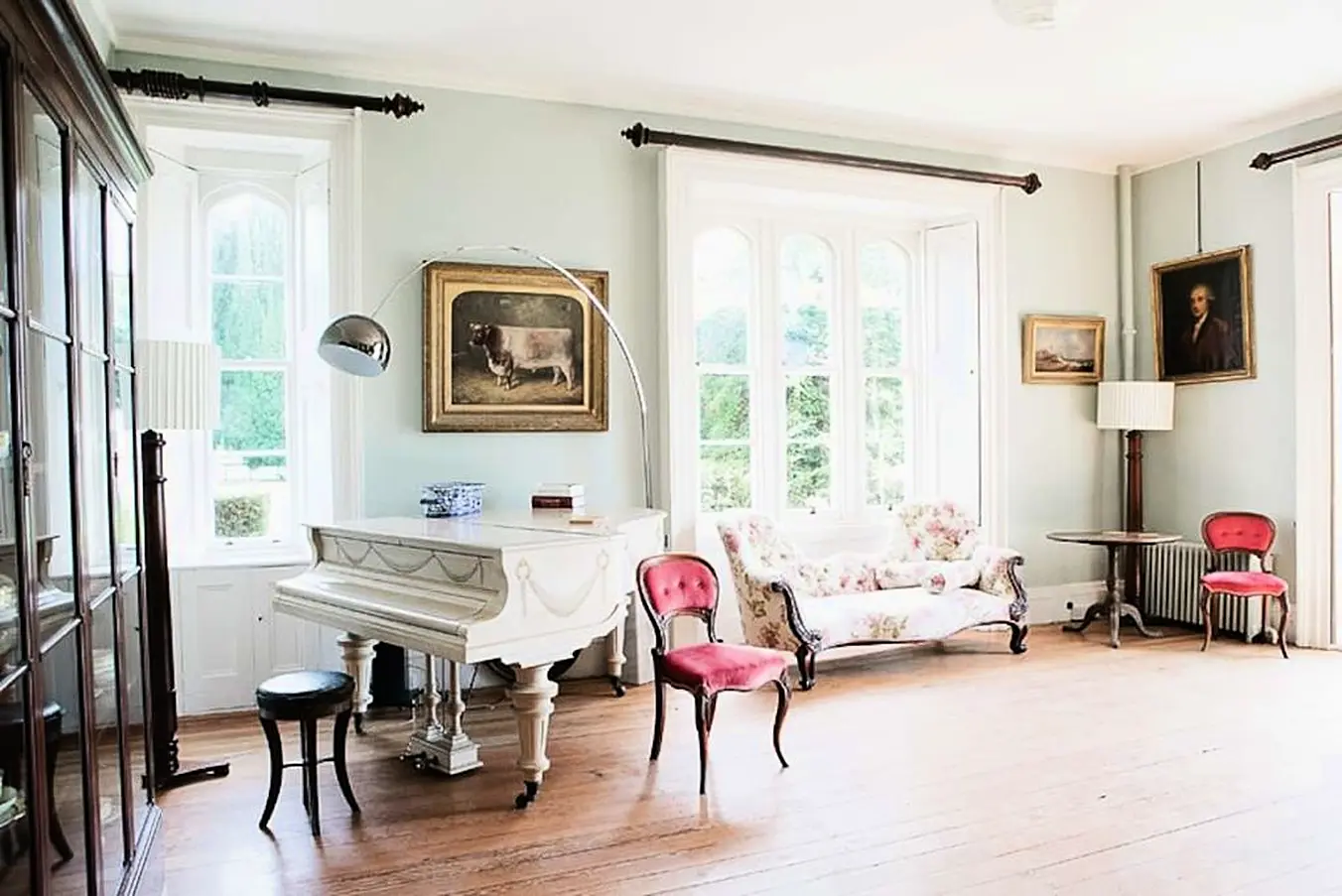 Lisnavagh House Has Been In The Same Family, The Mcclintock Bunburys, For Over Eleven Generations.