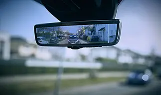 Ford Offers New 'Smart Mirror' For Vans