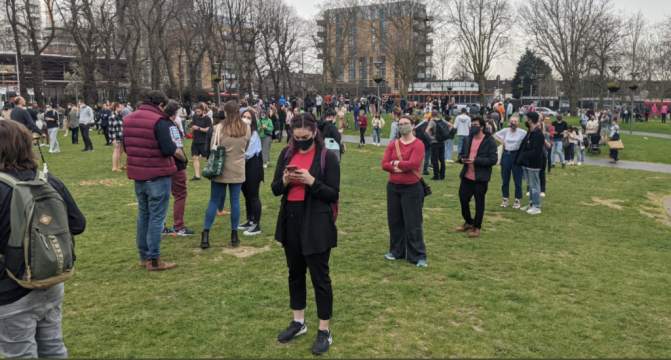 Queues In London As Surplus Vaccine Walk-Ins Become Available