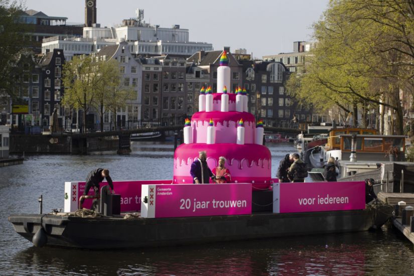 Inflatable Pink Cake Sails Down Canals As Amsterdam Celebrates Same-Sex Weddings