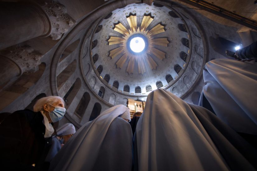 In Pictures: Christians Around The World Celebrate Easter