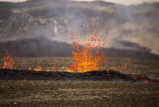 Hikers Evacuated As New Fissure Opens Up At Icelandic Volcano