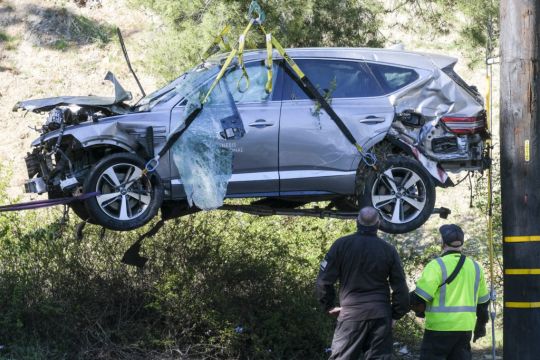 Tiger Woods Driving At Twice The Speed Limit Before La Crash, Investigators Say