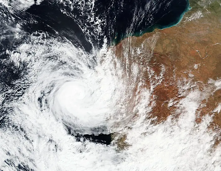 Cyclone Damages Australian Towns And Cuts Power To Thousands