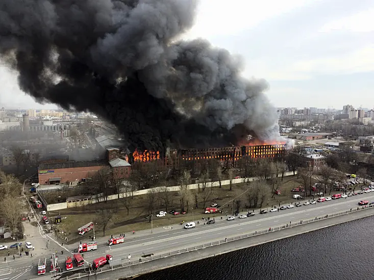 Firefighter Killed Tackling Blaze In St Petersburg