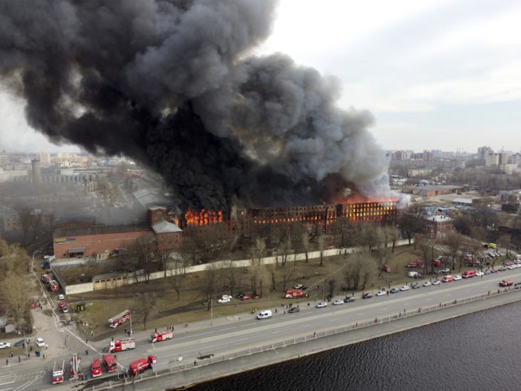 Firefighter Killed Tackling Blaze In St Petersburg