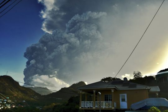 Water Supplies Running Short As St Vincent Volcano Keeps Erupting