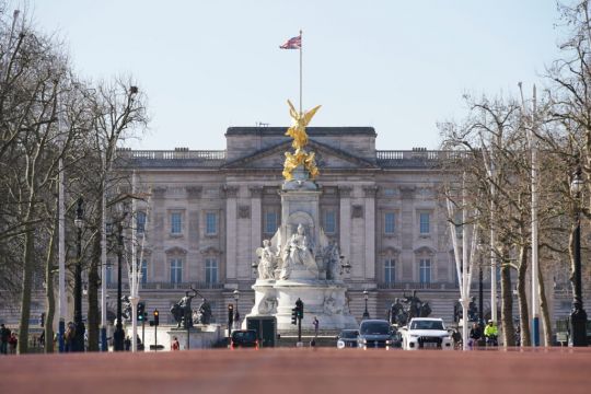 Man Charged With Trespassing At Buckingham Palace With Knife