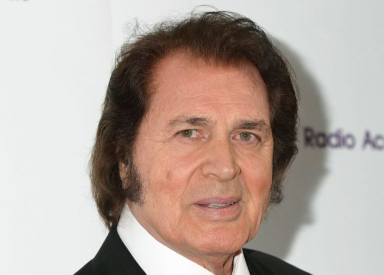Humperdinck Says He Misses Late Wife ‘Every Day’ On Wedding Anniversary