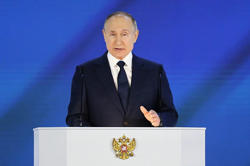 Putin Hails Russia’s Vaccine Development In Annual Address