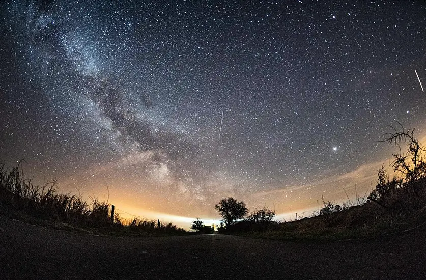 Night Owls To Be Treated To Best Of Meteor Display Over Ireland Tonight