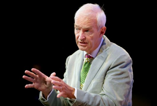 Jon Snow To Leave Channel 4 News After 32 Years