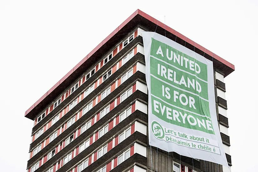 United Ireland Banner On Belfast Tower Block Removed