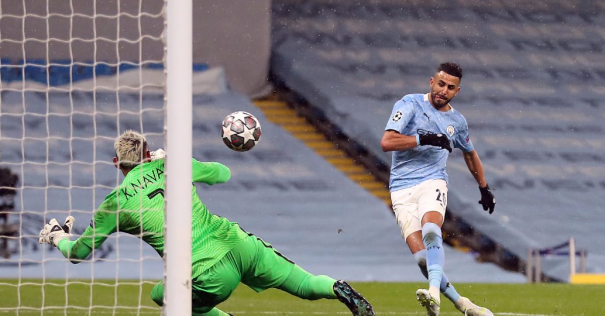 ISTANBUL - Riyad Mahrez of Manchester City FC with the UEFA