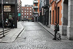 June Reopening: Plans To Seat Up To 3,000 Outdoor Diners In Temple Bar