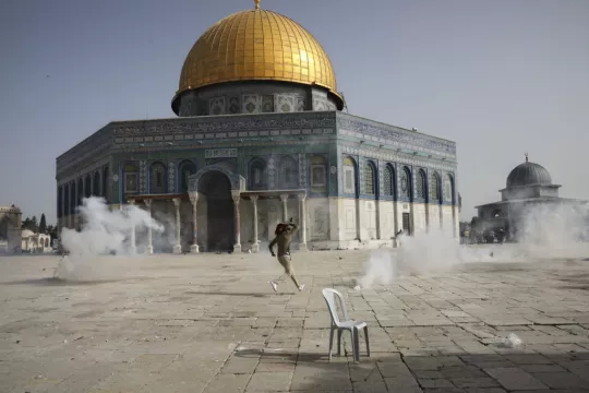 Hundreds Hurt As Israeli Police Clash With Palestinians At Jerusalem Holy Site