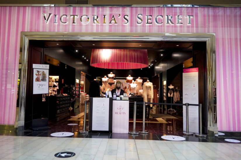 Victoria’s Secret To Be Spun Off A Year After Sale Collapse