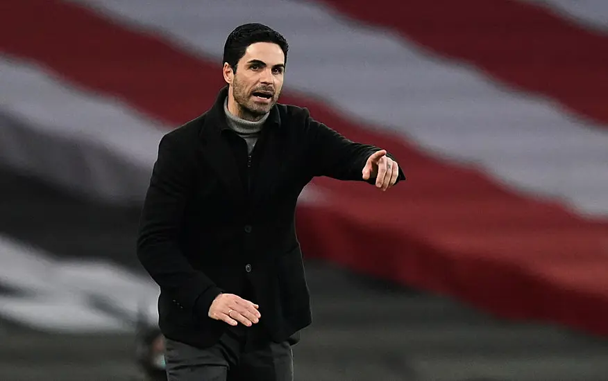 John Hartson Thinks Arsenal Should Continue To Back Boss Mikel Arteta